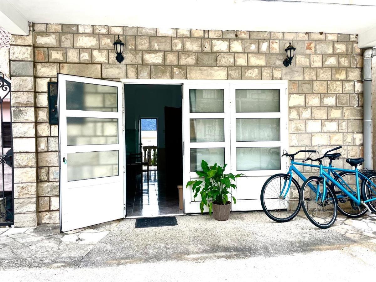 Apartment Vladan Котор Экстерьер фото