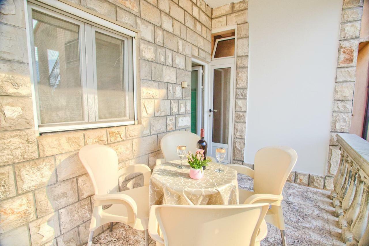 Apartment Vladan Котор Экстерьер фото