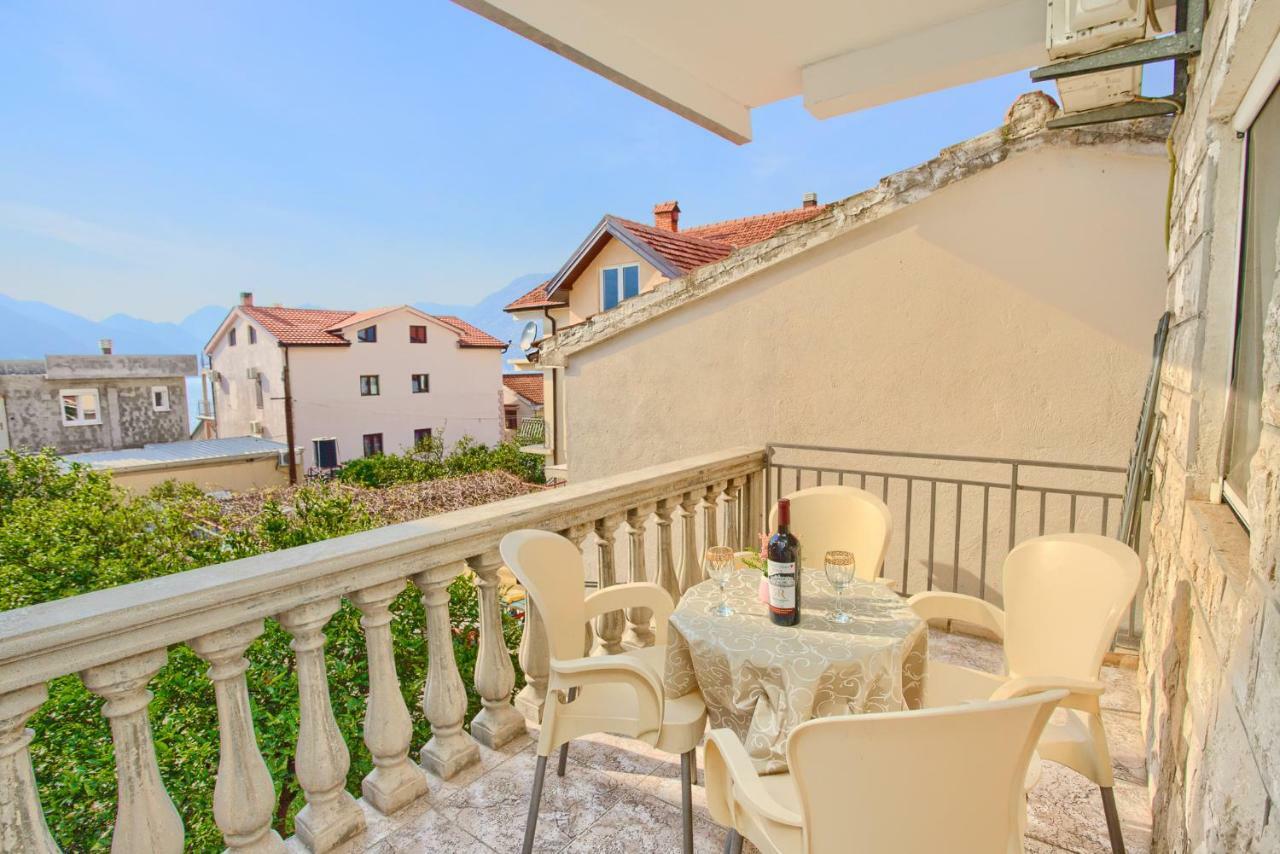 Apartment Vladan Котор Экстерьер фото